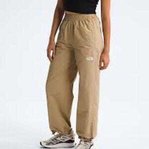 The North Face TNF Flash Dry Easy Pant in Almond Women's Size L